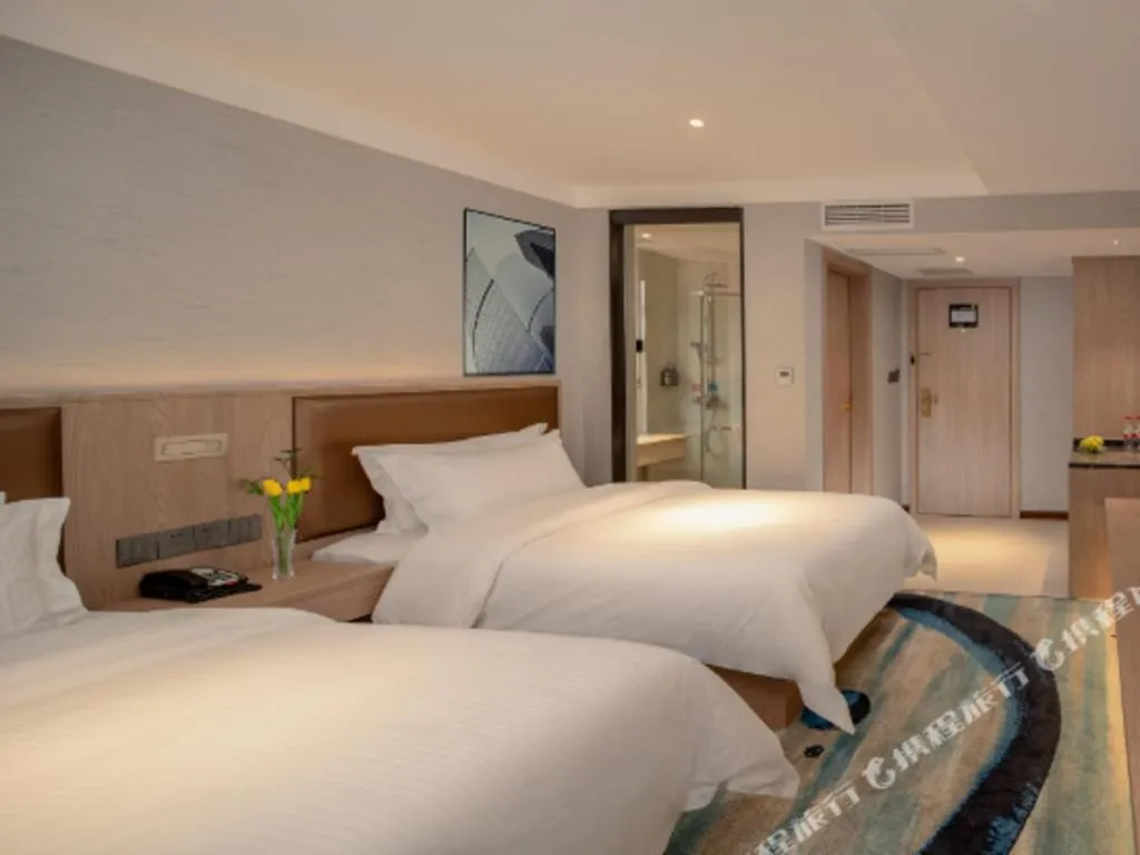 Bed in GreenTree Inn Ganzhou Sankang Temple DaRunFa Express Hotel