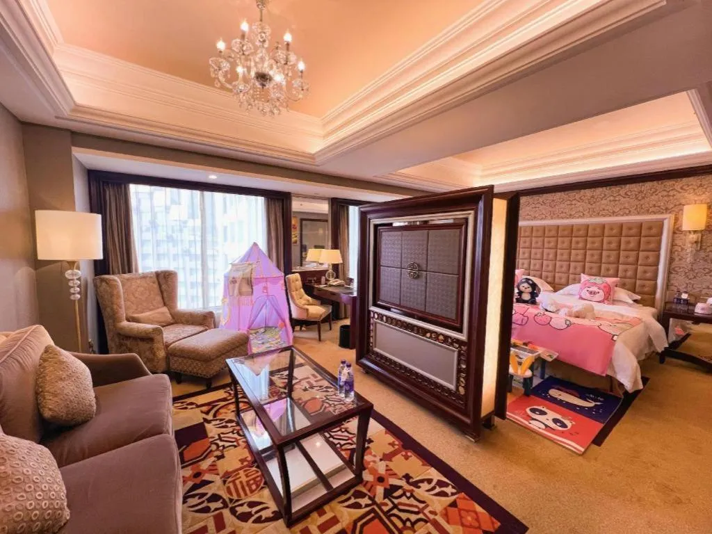 Bed in Shenyang Royal Wan Xin Hotel