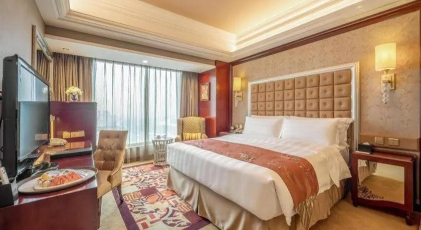 Bed in Shenyang Royal Wan Xin Hotel