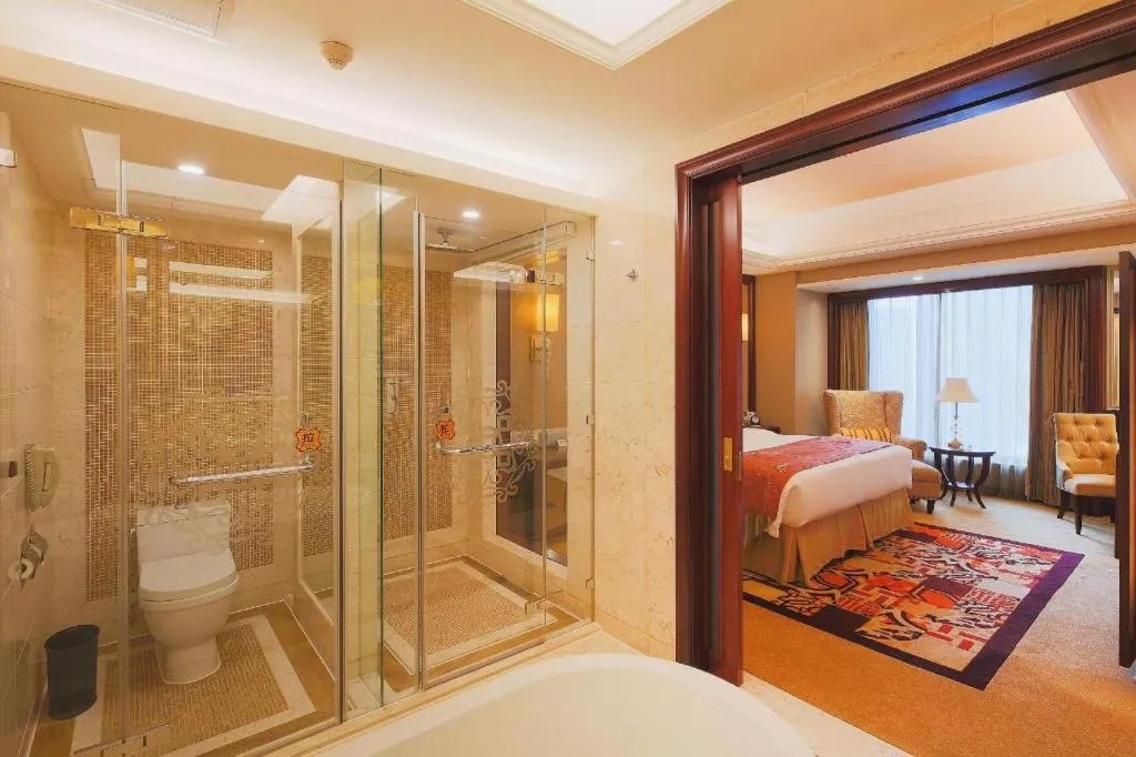 Bed in Shenyang Royal Wan Xin Hotel