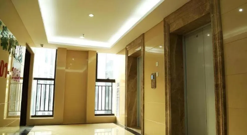 GreenTree Inn Suzhou Railway Station North Square Haobainian Wedding Dress City Express Hotel