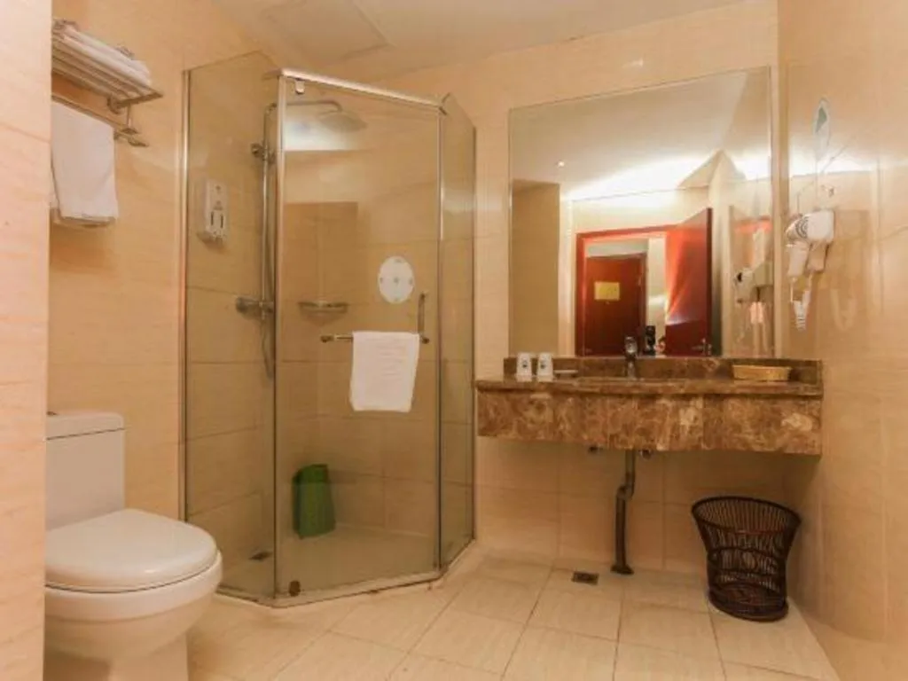 GreenTree Inn Suzhou Railway Station North Square Haobainian Wedding Dress City Express Hotel