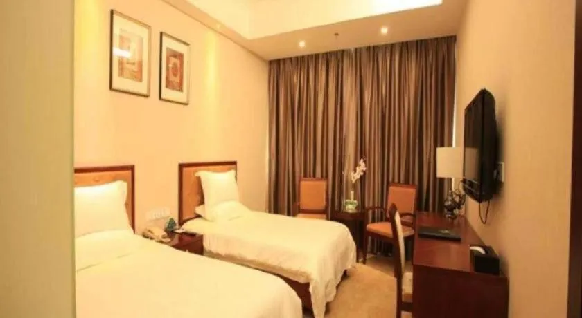 Bed in GreenTree Inn Beijing Tonzhou Maju Bridge No.2 Express Hotel