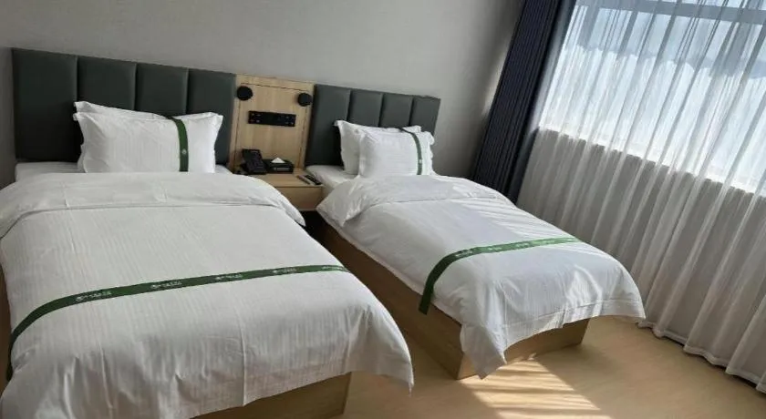 Bed in GreenTree Inn Suzhou Shihu Suli Road Express Hotel