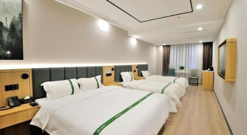 Bed in GreenTree Inn Suzhou Shihu Suli Road Express Hotel