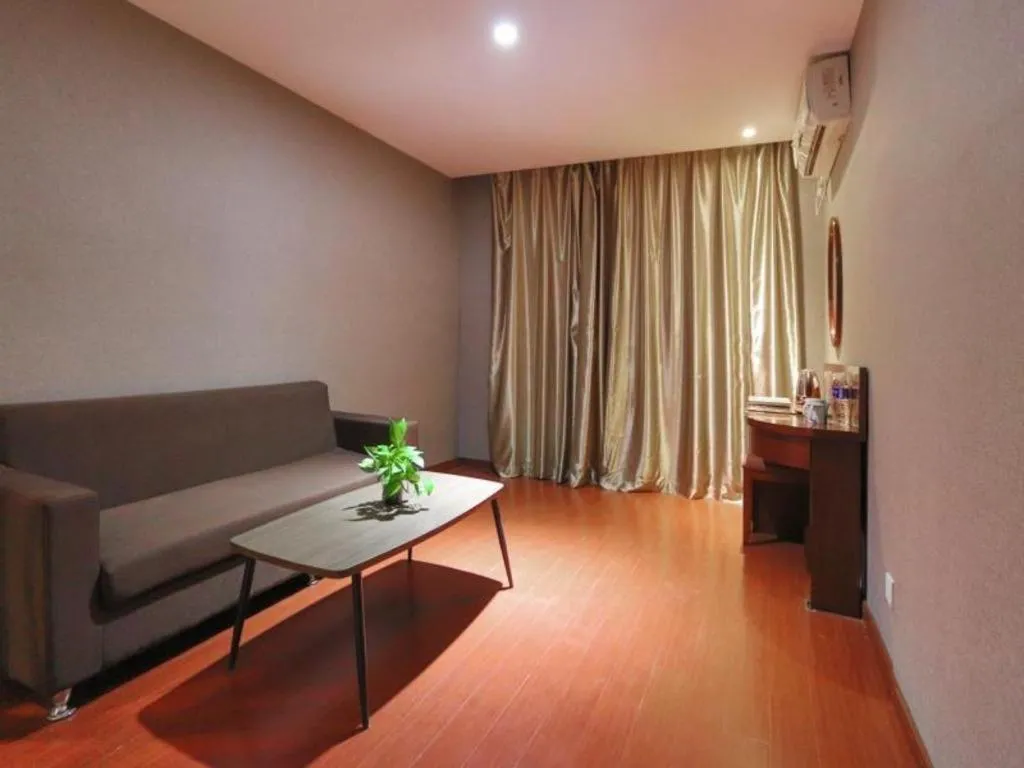 GreenTree Inn Suzhou Shihu Suli Road Express Hotel