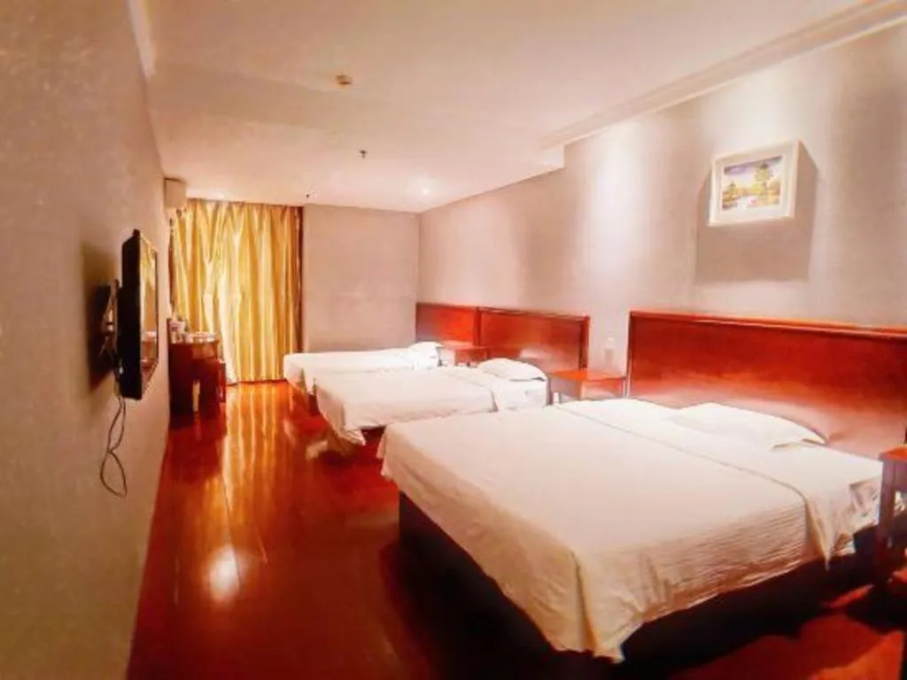 Bed in GreenTree Inn Suzhou Shihu Suli Road Express Hotel