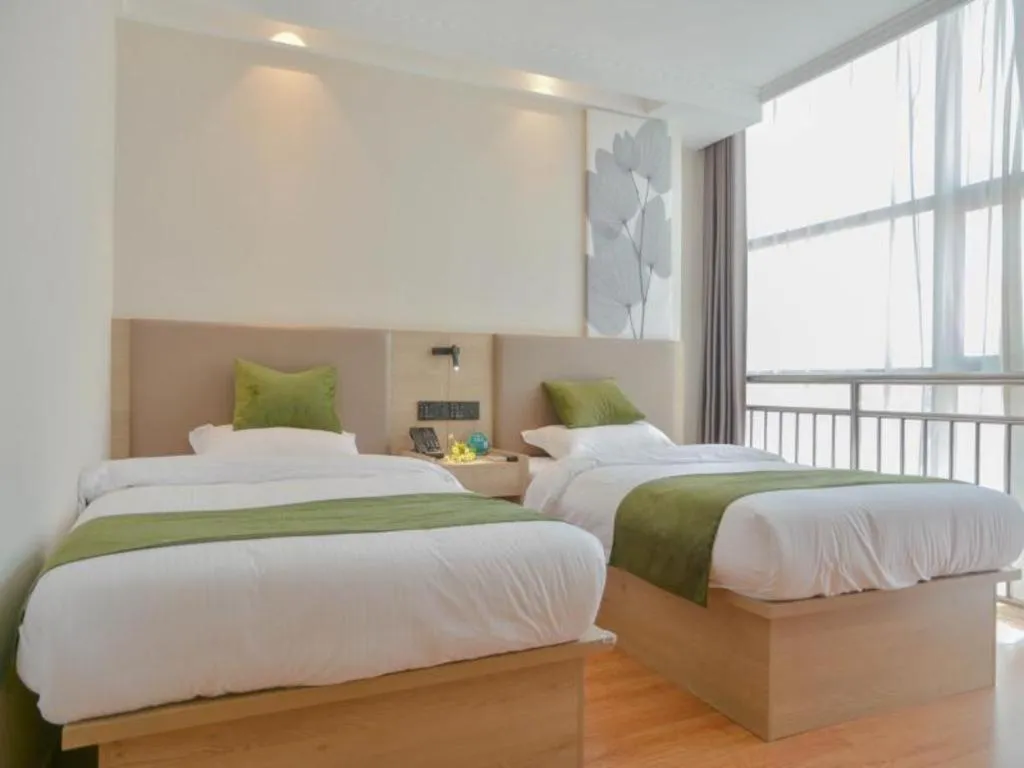 Bed in GreenTree Inn Xuzhou High Speed Railway Station Express Hotel
