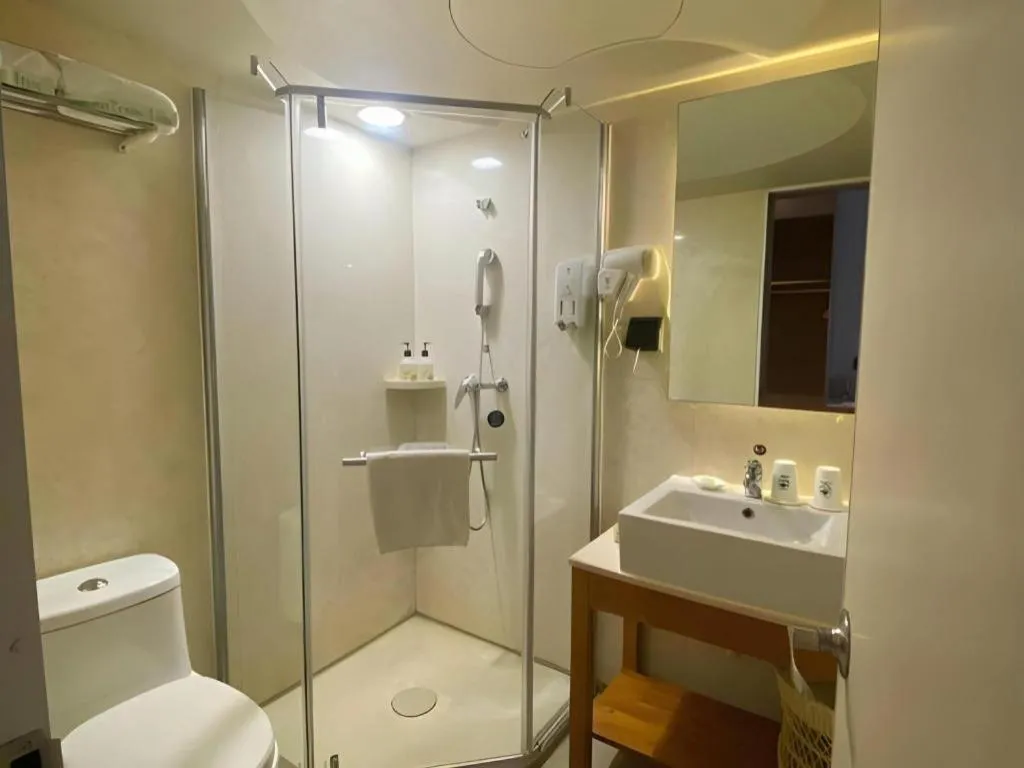 GreenTree Inn Xuzhou High Speed Railway Station Express Hotel