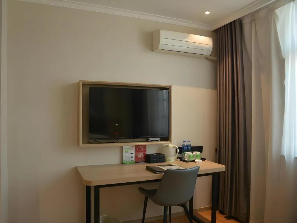 GreenTree Inn Xuzhou High Speed Railway Station Express Hotel