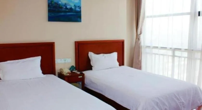 Bed in GreenTree Inn Xuzhou High Speed Railway Station Express Hotel