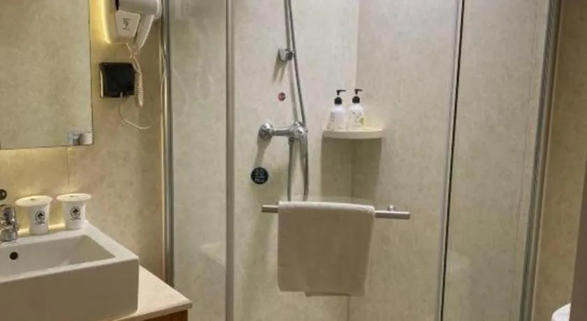 GreenTree Inn Xuzhou High Speed Railway Station Express Hotel