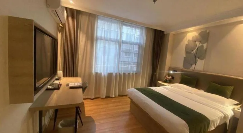Bed in GreenTree Inn Xuzhou High Speed Railway Station Express Hotel