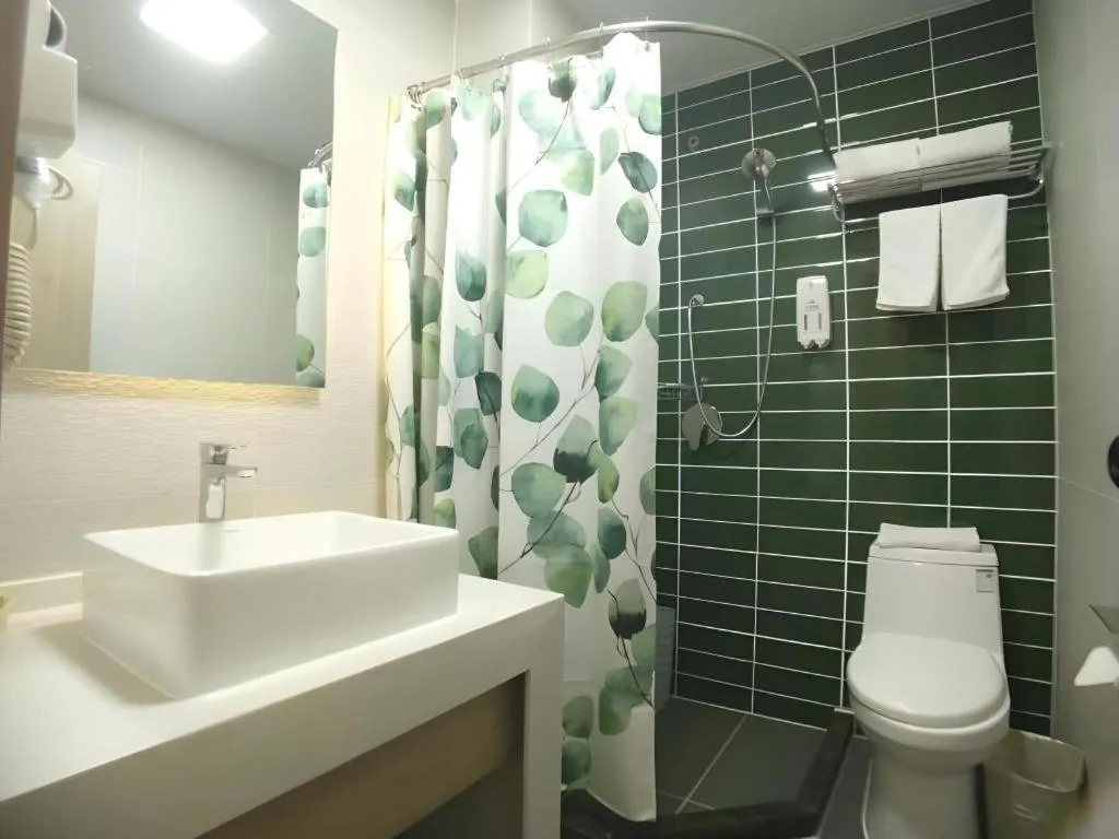 GreenTree Inn Xuzhou High Speed Railway Station Express Hotel