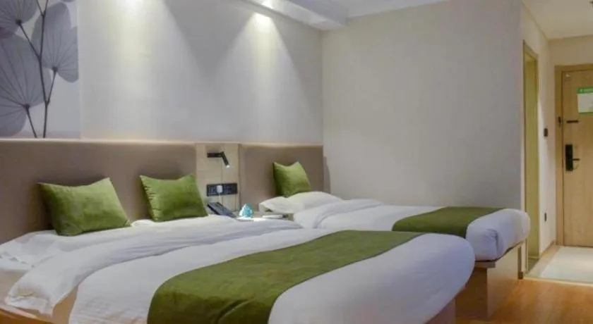 Bed in GreenTree Inn Xuzhou High Speed Railway Station Express Hotel