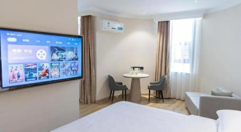 Bed in GreenTree Inn Jiangsu Wuxi Xishan DongTing Erquan East Road XinGuang Newly Estate Express Hotel