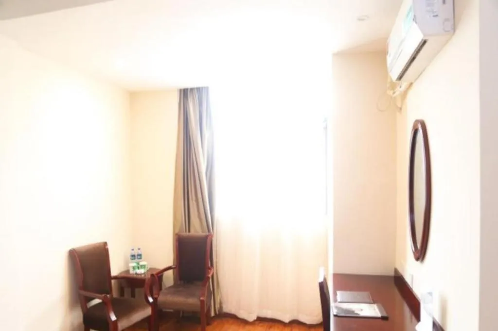 GreenTree Inn Jiangsu Wuxi Xishan DongTing Erquan East Road XinGuang Newly Estate Express Hotel
