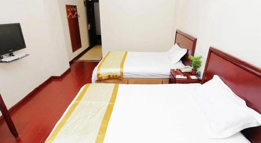 Bed in GreenTree Inn Nanjing Software Valley DaDingFang Express Hotel