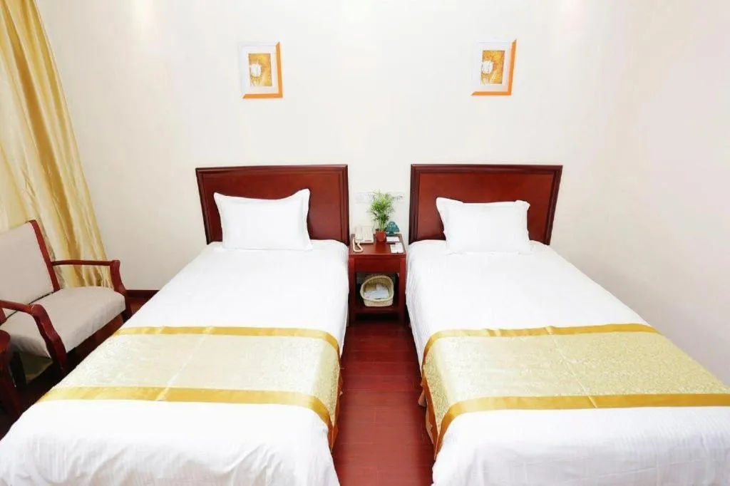 Bed in GreenTree Inn Nanjing Software Valley DaDingFang Express Hotel