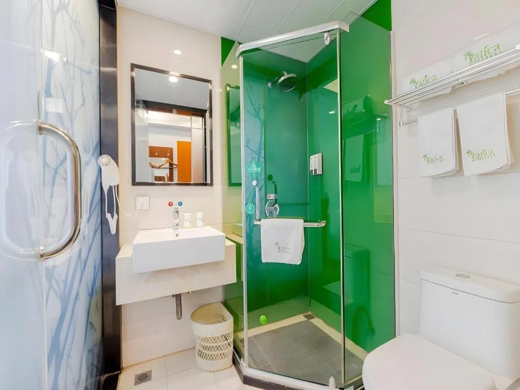 Vatica ShangHai Pudong Airport Disney Huaxia(E) Road Metro Station Hotel .