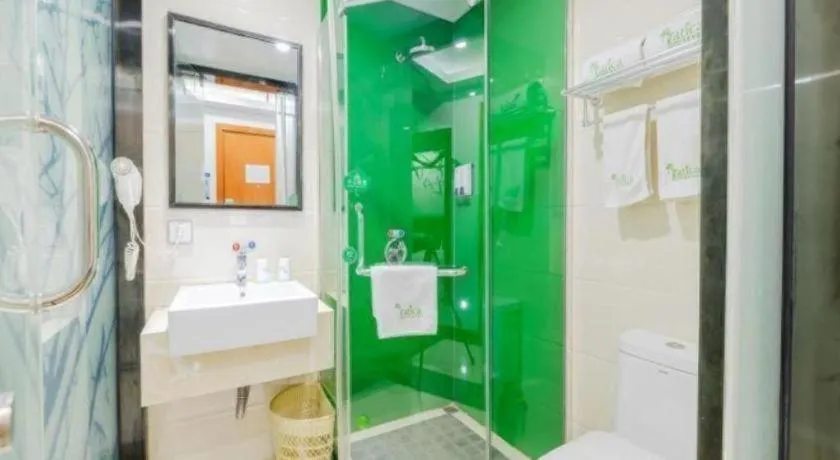 Vatica ShangHai Pudong Airport Disney Huaxia(E) Road Metro Station Hotel .