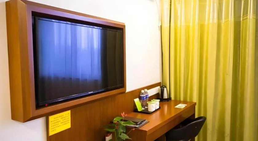 Vatica ShangHai Pudong Airport Disney Huaxia(E) Road Metro Station Hotel .