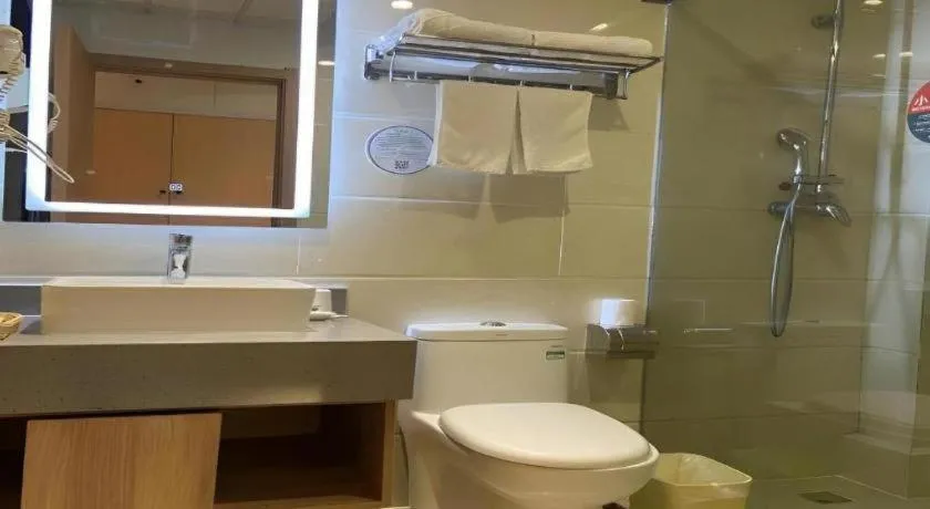 GreenTree Inn Nanjing Dachang Getang Metro Station Express Hotel