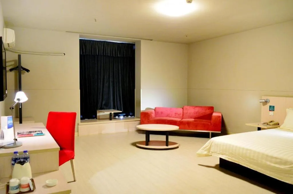 Bed in Jinjiang Inn Tiayuan Wuyi Square