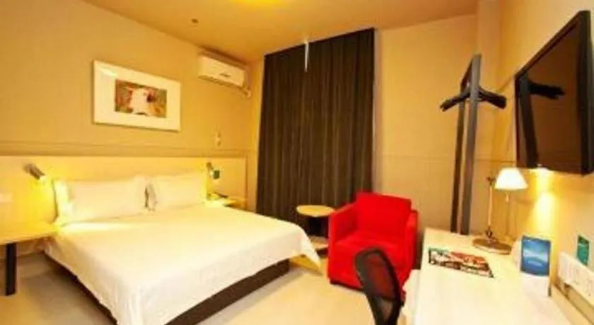 Bed in Jinjiang Inn Linyi Jinqueshan Road Branch