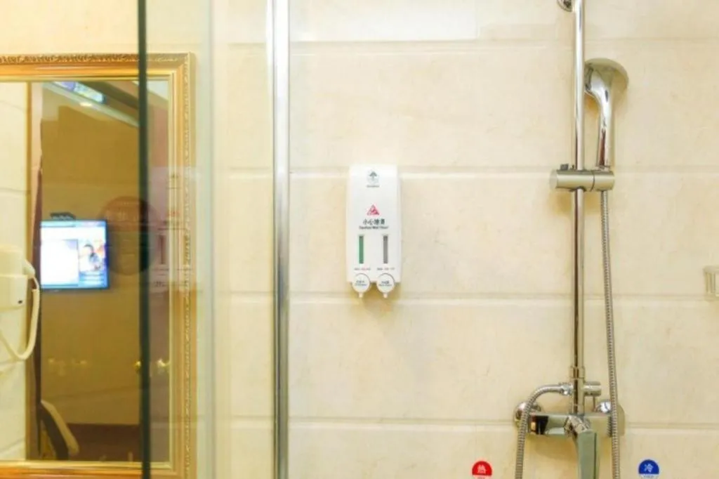 GreenTree Inn JiangSu Wuxi Jiangyin City QinGYAng Town Fuqian Road Express Hotel