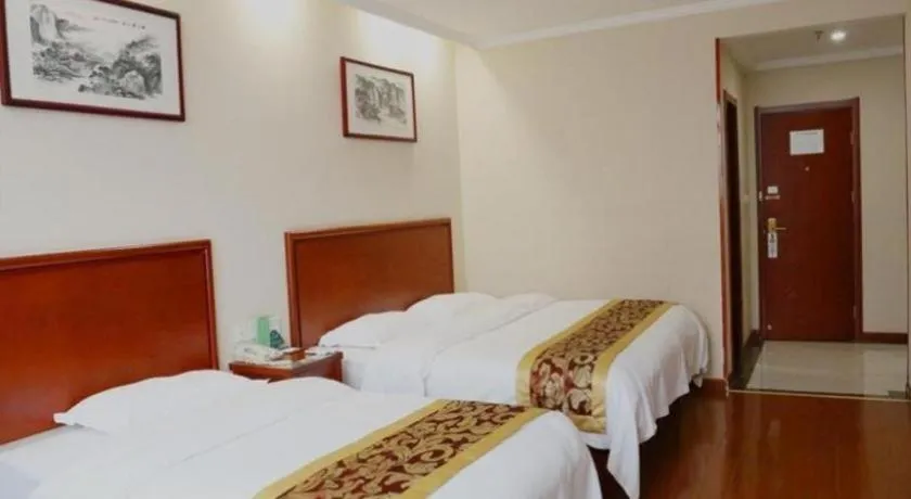 Bed in GreenTree Inn Hefei Feidong Guiwang Road Luzhou Medical School Business Hotel