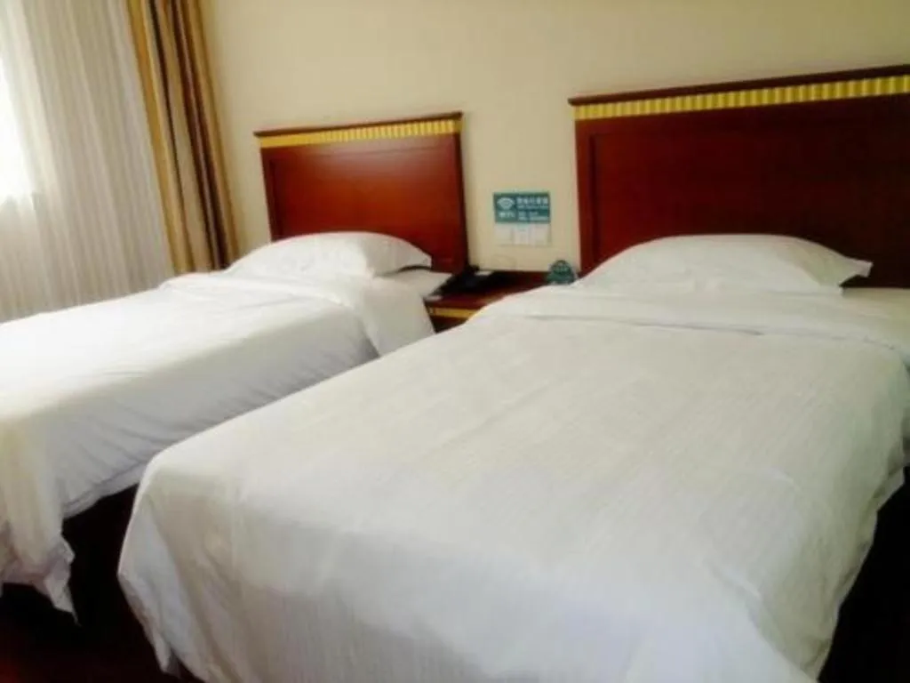 Bed in GreenTree Inn Hefei Feidong Guiwang Road Luzhou Medical School Business Hotel