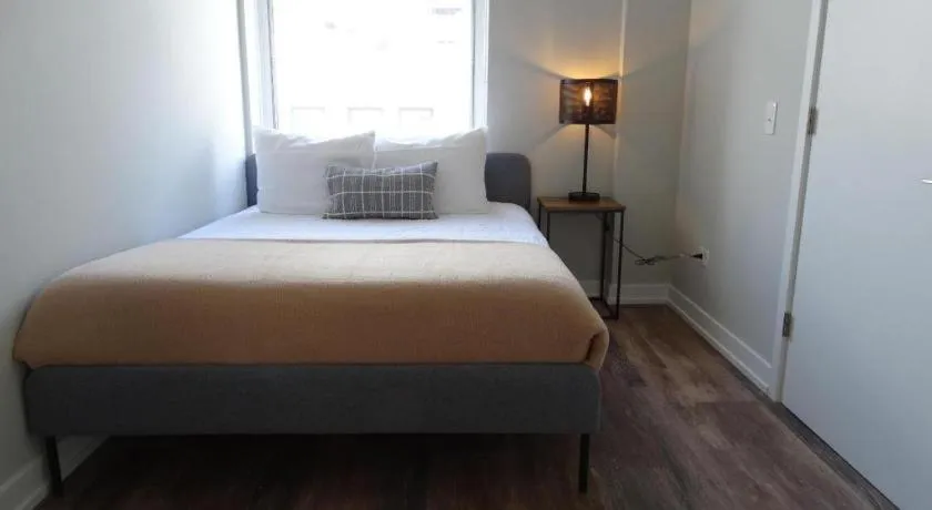 Bed in The Chicago Hotel Collection Millennium Park