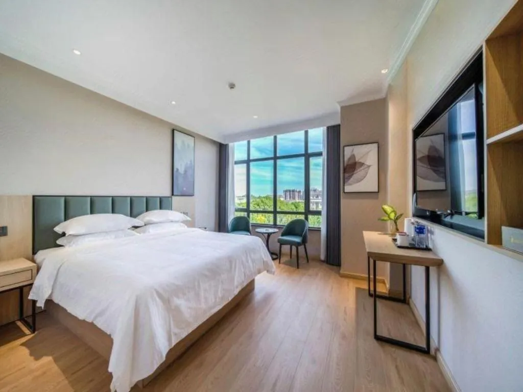Bed in GreenTree Inn Chizhou Pingtian Lake Qingfeng Avenue Business Hotel