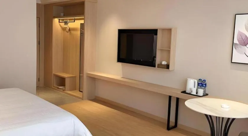 Bed in GreenTree Inn Chizhou Pingtian Lake Qingfeng Avenue Business Hotel