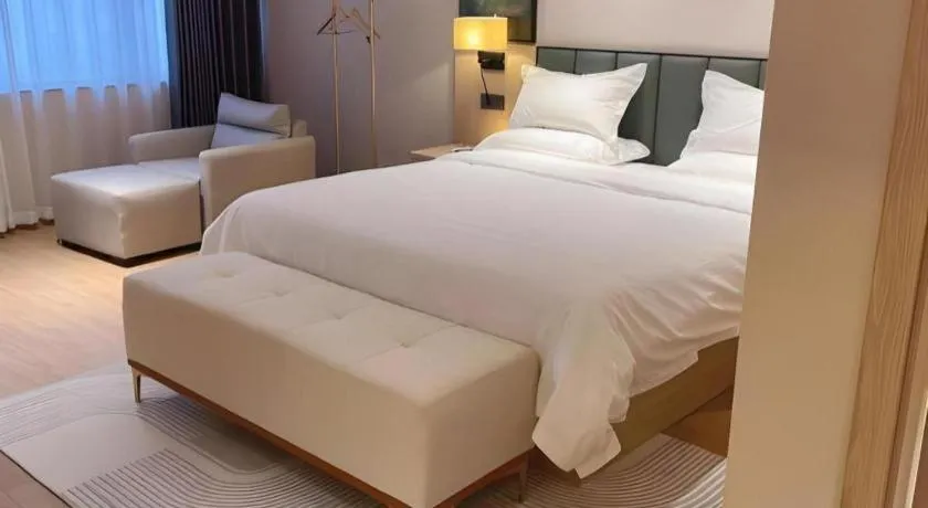 Bed in GreenTree Inn Chizhou Pingtian Lake Qingfeng Avenue Business Hotel
