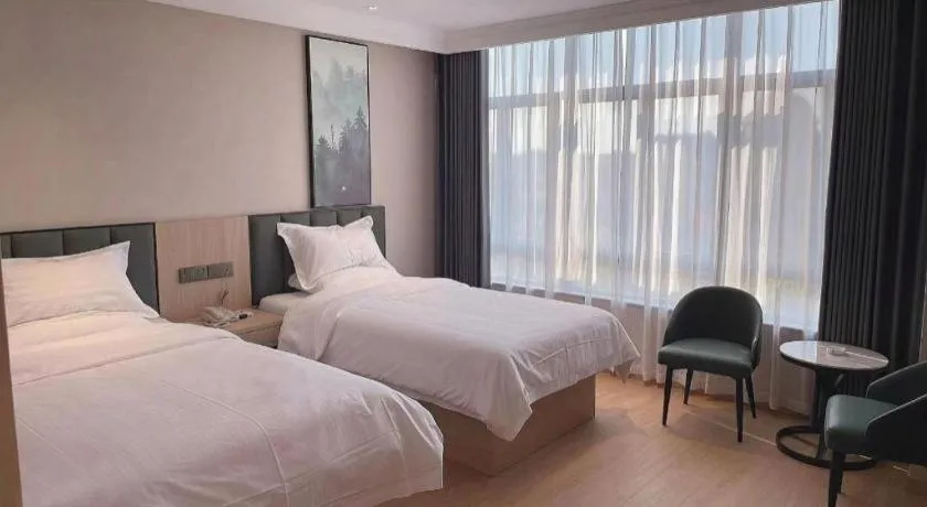 Bed in GreenTree Inn Chizhou Pingtian Lake Qingfeng Avenue Business Hotel