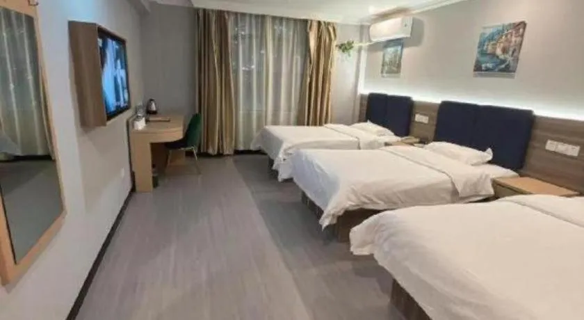Bed in GreenTree Inn Shanghai MinHang ZhuanQiao Subway Station East ZhuanXing Road Shell Hotel