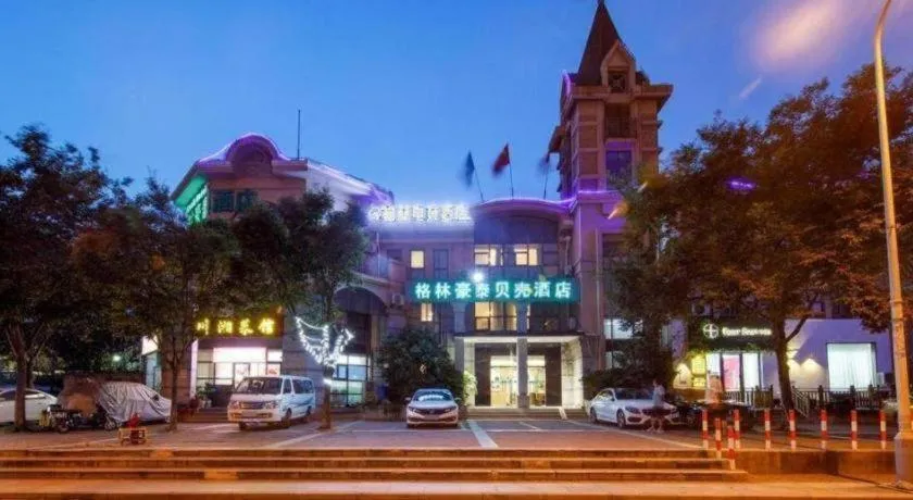 GreenTree Inn Shanghai MinHang ZhuanQiao Subway Station East ZhuanXing Road Shell Hotel