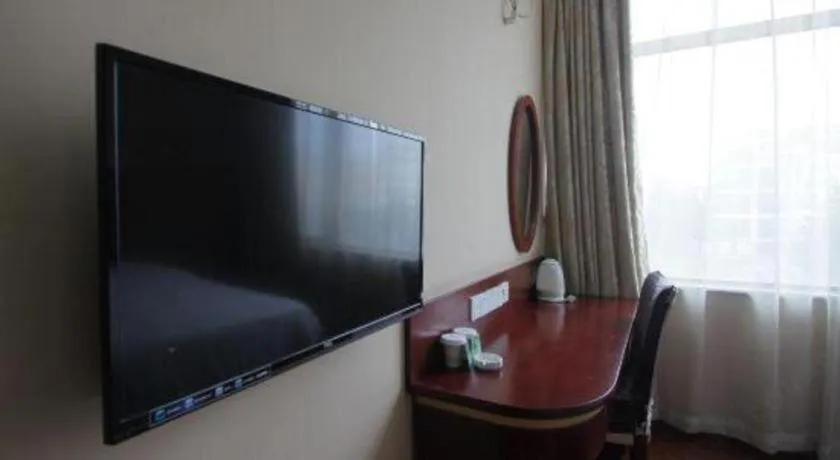 GreenTree Inn Shanghai Hongqiao Airport Huqingping Highway Shell Hotel