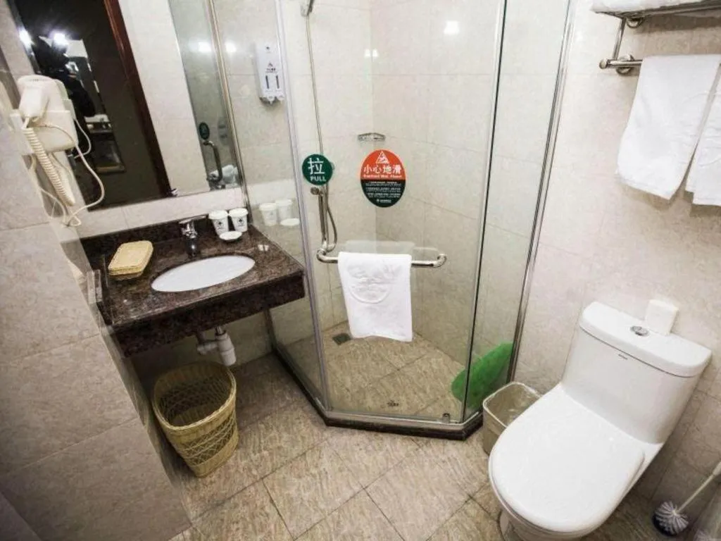 GreenTree Inn Shanghai Hongqiao Airport Huqingping Highway Shell Hotel