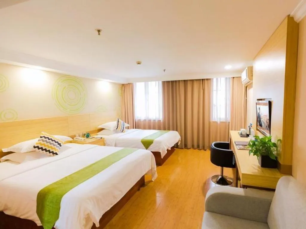 Bed in GreenTree Inn Shanghai Guangxin Road Tongji Hospital Express Hotel