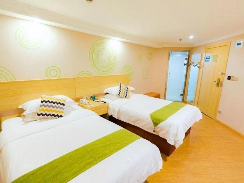 Bed in GreenTree Inn Shanghai Guangxin Road Tongji Hospital Express Hotel