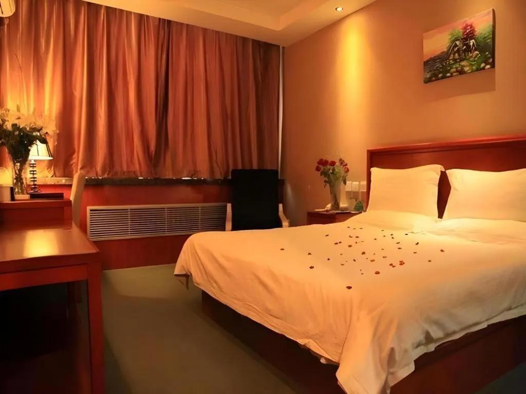 Bed in GreenTree Inn Lanzhou Yantan Road Express Hotel