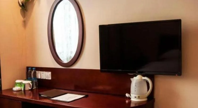 GreenTree Inn Wuhu Fangte Second Phase Nanxiang Wanshang Express Hotel