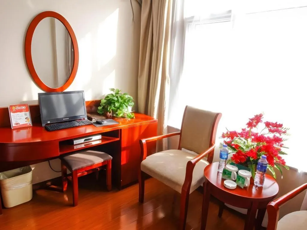 GreenTree Inn Langfang GuanGYAng District GuanGYAng Road City Government Express Hotel