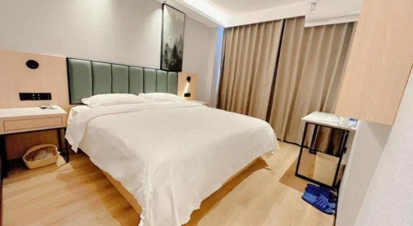 Bed in GreenTree Inn Langfang GuanGYAng District GuanGYAng Road City Government Express Hotel