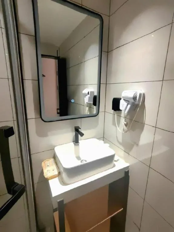 GreenTree Inn Langfang GuanGYAng District GuanGYAng Road City Government Express Hotel