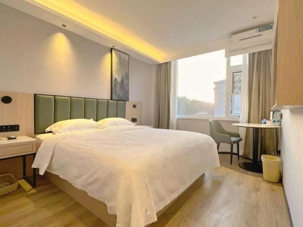 Bed in GreenTree Inn Langfang GuanGYAng District GuanGYAng Road City Government Express Hotel