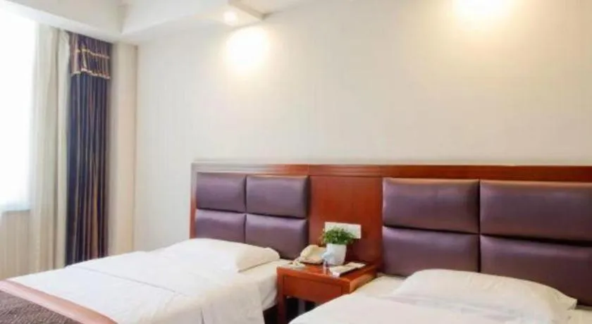 Bed in GreenTree Inn HeFei LongChuan Road South Hefei Railway Station Business Hotel
